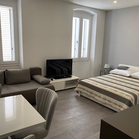Zara City Apartments מראה חיצוני תמונה
